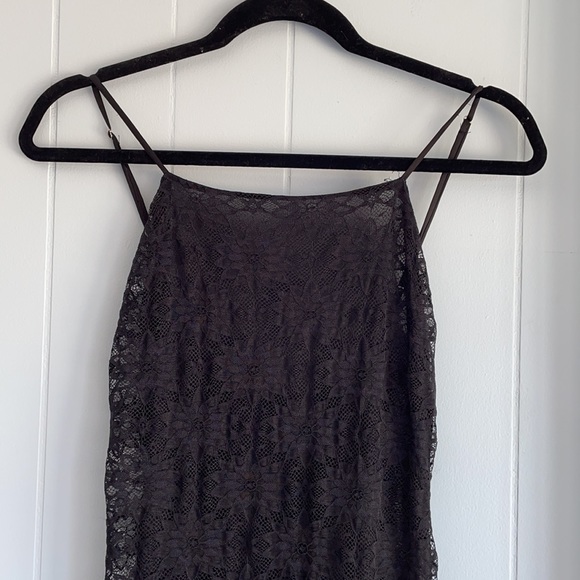 🛒✨Urban outfitters lace fitting dress - Picture 3 of 9